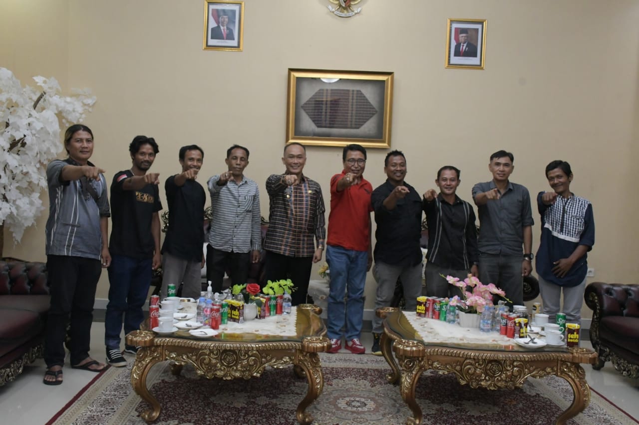 Prof Zudan Siap Dukung Komunitas Bonsai Mamuju Kobama, Khususnya Pelatihan dan Pemasaran